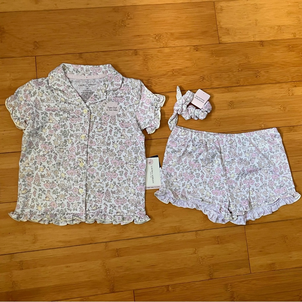 NWT Girls Size 4T Button Up Pajamas Shorts Set Pjs